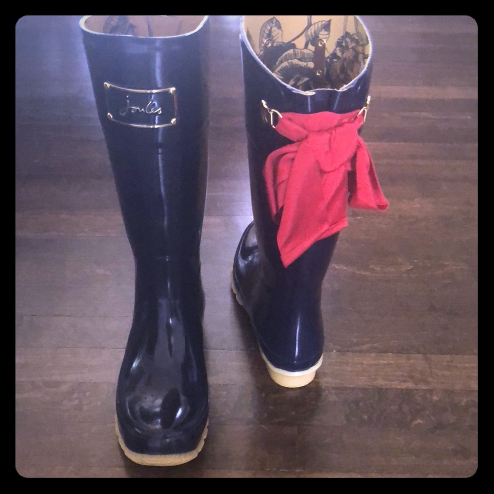 LIKE NEW Joules rain boots